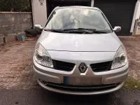 Gebraucht Renault Scénic II 130 PS (95 kW) 2006 Silber Van / Kleinbus