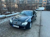 Używany Mercedes C200 163 KM (119 kW) 2003 Czarny Coupe