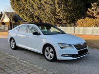 Gebraucht Skoda Superb SportLine 190 PS (139 kW) 2016 Weiß Limousine