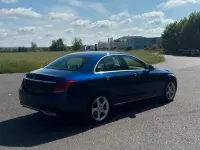 Gebraucht Mercedes C180 156 PS (114 kW) 2016 Blau Limousine