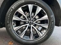 Gebraucht Volvo XC60 Plus 250 PS (183 kW) 2025 Platinum grey SUV