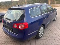 Gebraucht VW Passat Highline 200 PS (147 kW) 2009 Blau Kombi