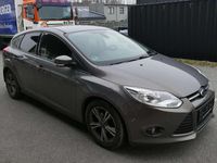 Gebraucht Ford Focus 116 PS (85 kW) 2014 Braun Limousine
