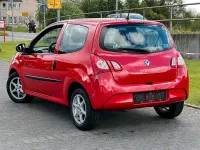 Używany Renault Twingo 75 KM (55 kW) 2013 Czerwony Hatchback