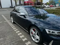 Gebraucht Audi S8 571 PS (419 kW) 2023 Blau Limousine