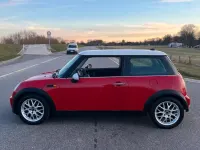 Używany Mini Cooper 116 KM (85 kW) 2004 Czerwony Hatchback