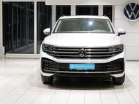 Gebraucht VW Touareg Elegance 231 PS (169 kW) 2025 Oryxweiß perlmutteffekt SUV