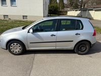 Gebraucht VW Golf V 105 PS (77 kW) 2005 Silber Kleinwagen