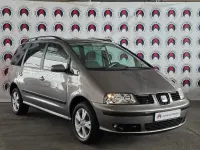 Używany Seat Alhambra Reference 116 KM (85 kW) 2009 Szary Minivan