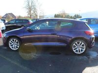 Gebraucht VW Scirocco Sport 122 PS (89 kW) 2015 Ultraviolettmetallic Coupé