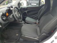 Gebraucht Smart ForTwo Coupé 60 kW (82 PS) 2022 Tridion sicherheitszelle in weiß Coupé