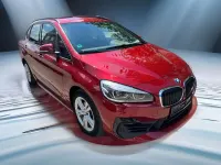 Używany BMW 220 Advantage 190 KM (139 kW) 2018 Czerwony Sedan/Limuzyna