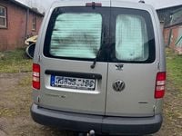 Gebraucht VW Caddy Maxi 107 PS (78 kW) 2014 Silber Van / Kleinbus