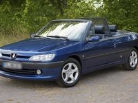Gebraucht Peugeot 306 Cabriolet Platinum 110 PS (80 kW) 2001 Blau Cabrio