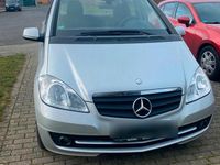 Gebraucht Mercedes A160 82 PS (60 kW) 2008 Silber Kleinwagen