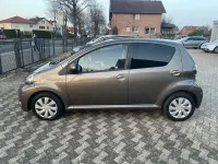 Gebraucht Toyota Aygo Connect Style 68 PS (50 kW) 2012 Braun Kleinwagen