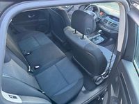 Gebraucht Renault Laguna III Expression 140 PS (102 kW) 2010 Perlmuttschwarz Kombi
