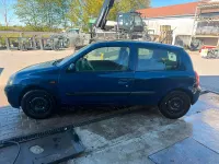 Gebraucht Renault Clio II 75 PS (55 kW) 2005 Blau Kleinwagen