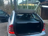 Gebraucht Mercedes C220 150 PS (110 kW) 2005 Grau Kombi