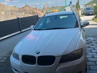 Gebraucht BMW 320 177 PS (130 kW) 2009 Weiß Kombi