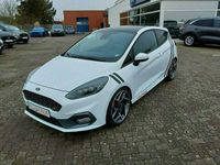 Gebraucht Ford Fiesta ST200 200 PS (147 kW) 2018 Frostweiß Kleinwagen