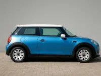 Używany Mini Cooper 136 KM (100 kW) 2018 Niebieski Hatchback