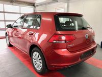 Gebraucht VW Golf VII 86 PS (63 kW) 2016 Rot Limousine