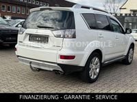 Gebraucht Mitsubishi Outlander Instyle 156 PS (114 kW) 2011 Weiß SUV
