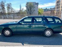 Gebraucht Mercedes E200 136 PS (100 kW) 1997 Grün Kombi