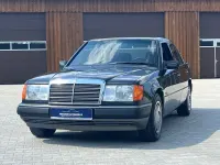 Gebraucht Mercedes 250 126 PS (92 kW) 1990 Schwarz Limousine