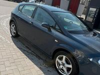 Usata Seat Leon 102 CV (75 kW) 2008 Blu Utilitaria