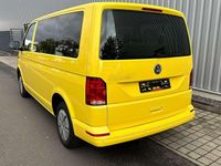 Gebraucht VW Multivan 150 PS (110 kW) 2021 Gelb Van