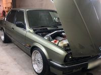 gebraucht BMW 320 i VFL Limousine - Projektaufgabe