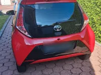 Gebraucht Toyota Aygo X-play 69 PS (50 kW) 2014 Rot Kleinwagen