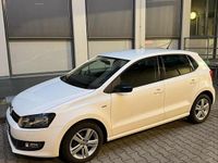 Gebraucht VW Polo 90 PS (66 kW) 2014 Weiß Kleinwagen