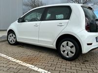 gebraucht VW up! Up! Movepure white inkl. Winterreifen