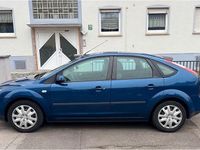 Second-hand Ford Focus 80 CP (58 kW) 2007 Albastru Hatchback