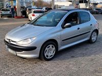 Gebraucht Peugeot 206 75 PS (55 kW) 2000 Silber Limousine
