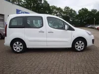 Gebraucht Citroën e-Berlingo SELECTION 99 PS (72 kW) 2015 Weiß Van / Kleinbus