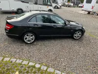 Gebraucht Mercedes C180 156 PS (114 kW) 2011 Schwarz Limousine