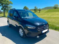 Gebraucht Mercedes T180 Edition 131 PS (96 kW) 2025 Schwarz Van / Kleinbus