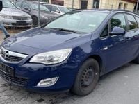 Gebraucht Opel Astra 100 PS (73 kW) 2011 Blau Kombi