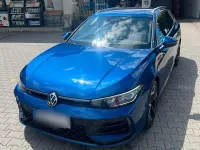 Gebraucht VW Passat R-line 150 PS (110 kW) 2025 Blau Kombi