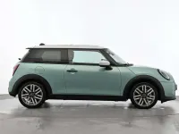 Używany Mini Cooper Classic 156 KM (114 kW) 2024 Zielony Hatchback