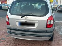 Gebraucht Opel Zafira Njoy 101 PS (74 kW) 2005 Silber Van / Kleinbus