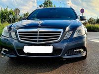 Gebraucht Mercedes E350 Avantgarde 265 PS (194 kW) 2010 Blau Kombi