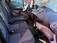 Second-hand Ford Transit Custom 170 CP (125 kW) 2017 Negru Monovolum