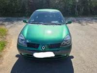 Gebraucht Renault Clio II 75 PS (55 kW) 2002 Grün Kleinwagen