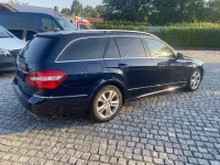Gebraucht Mercedes E300 231 PS (169 kW) 2012 Blau Kombi