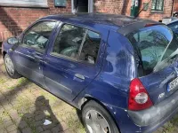 Używany Renault Clio II Initiale 98 KM (72 kW) 2002 Sedan/Limuzyna